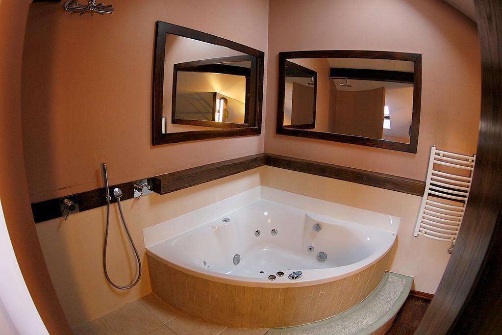 Krakow Jacuzzi Apartment ห้อง รูปภาพ